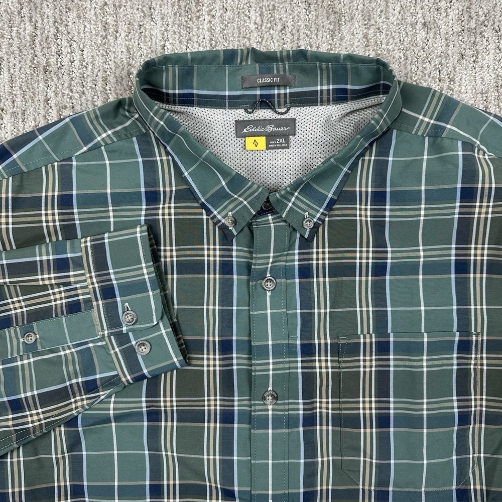 Eddie Bauer Travex Shirt Mens 2XL Green Plaid Button Down Long Sleeve